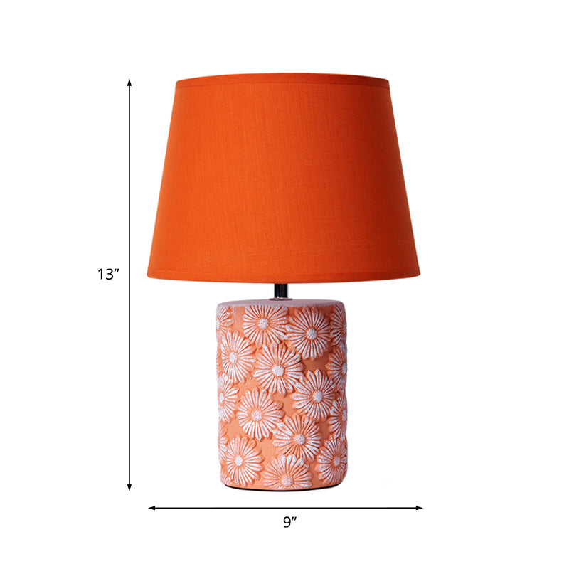 SolisBloom – Unik Bordlampe med Solsikkebase