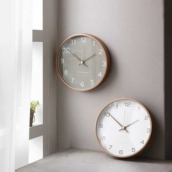 TimberClassic Elegant Trævægur – Klassisk & Moderne Touch