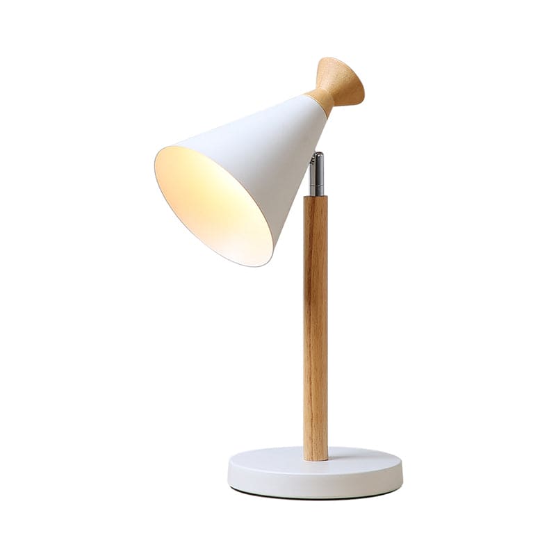 NordicGlow – Moderne Rustik Lampe med Konisk Design