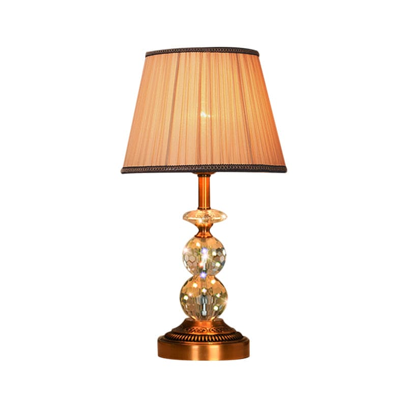 LumiCrystal – Elegant Bordlampe med Facetslebne Krystalkugler