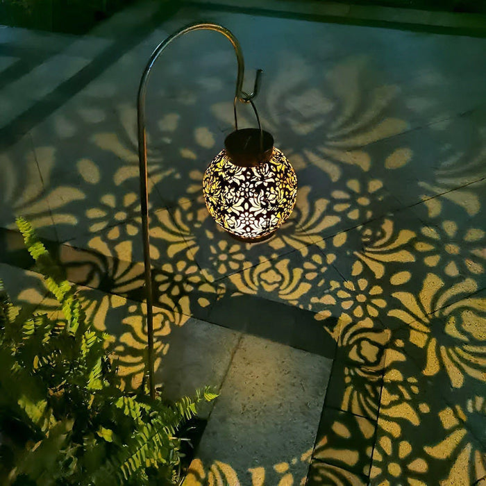 AmbientGlow - Solcellelys med blomstermønster