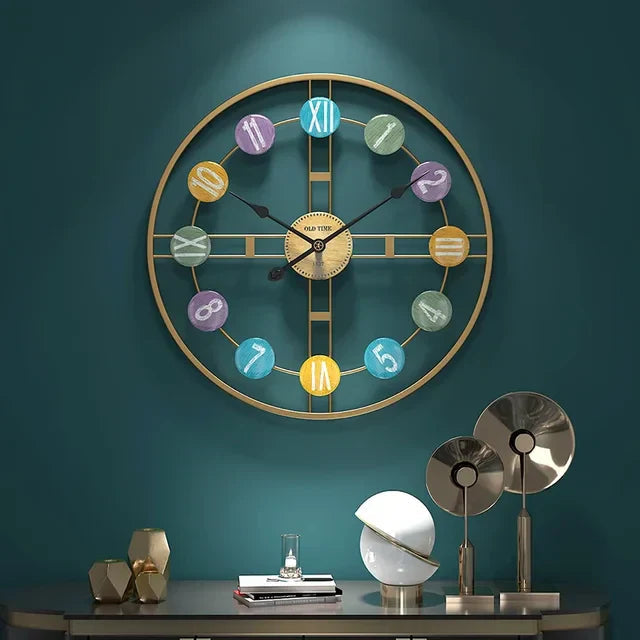 VintageTime Elegant Vægur – Klassisk Design med Lydløs Mekanisme