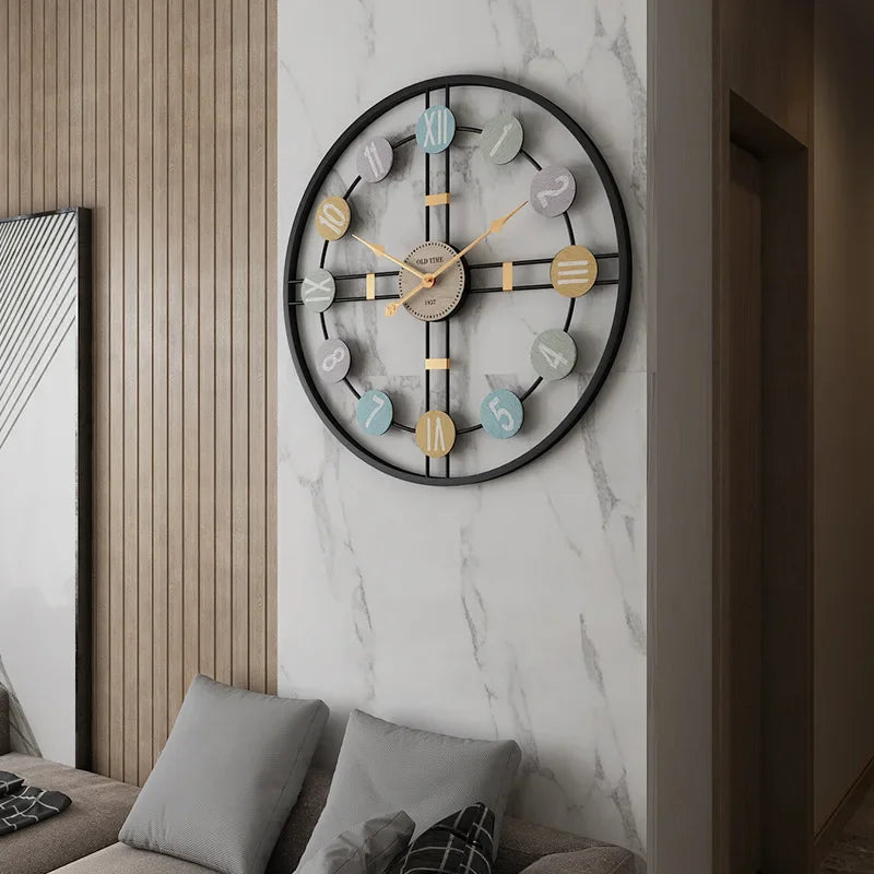 VintageTime Elegant Vægur – Klassisk Design med Lydløs Mekanisme