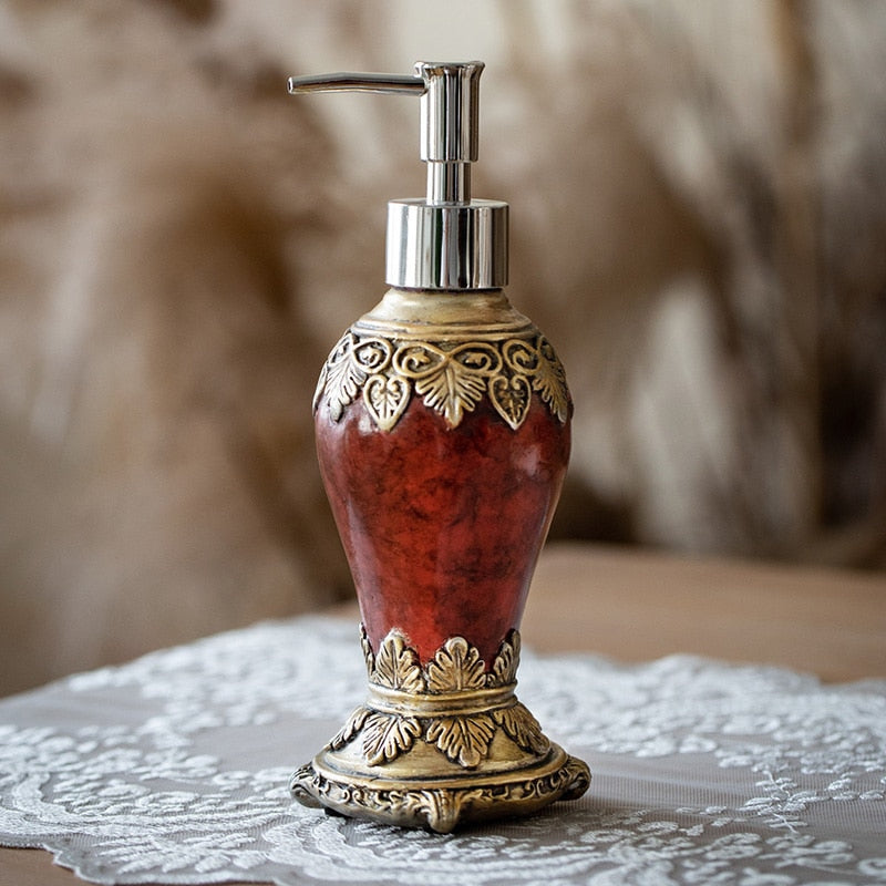 Astrid – Elegant Sæbedispenser med Tidløst Design
