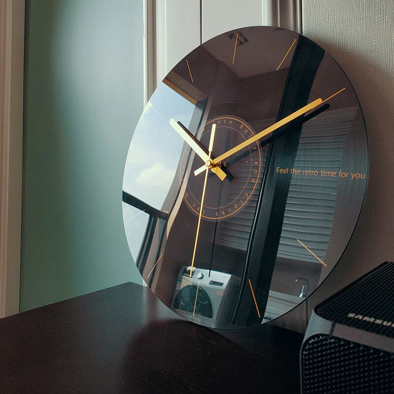 GlassEra Elegant Vægur i Glas – Moderne Design til Dit Hjem