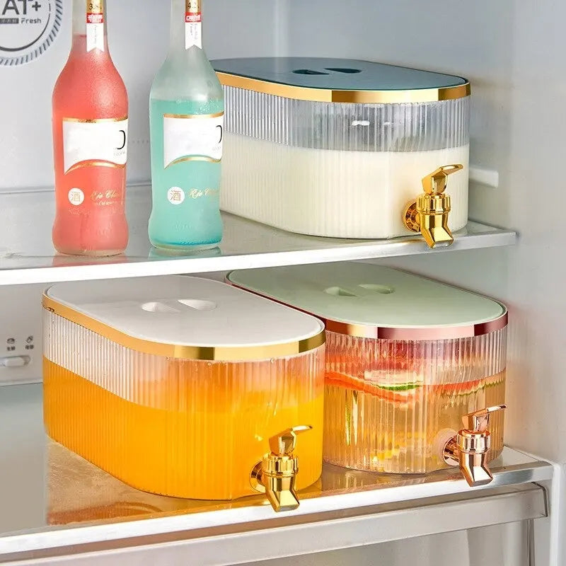 AquaJug - slank drikkevaredispenser