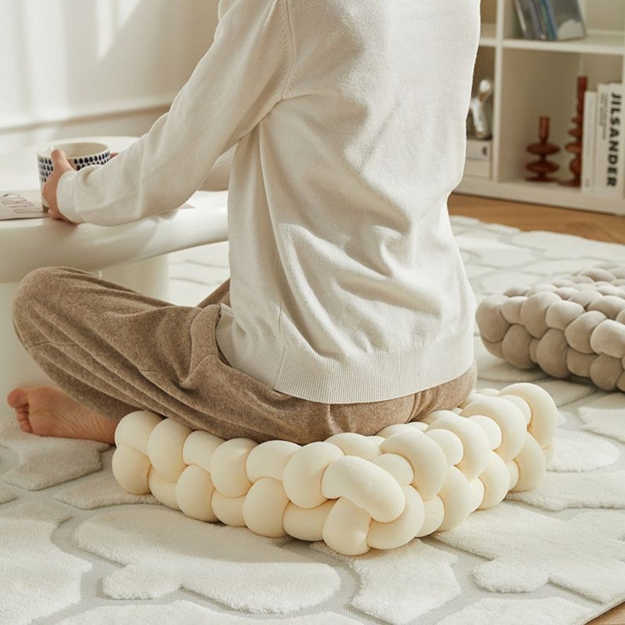 KnotEase - Comfort flettet pude