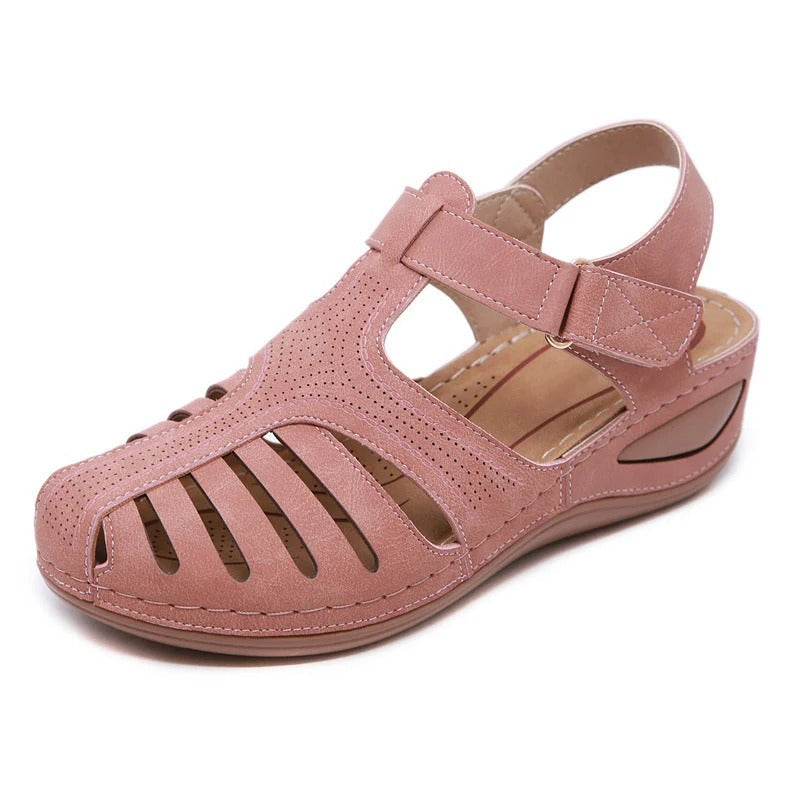Marissa – Stilfulde Kilesandaler med Ankelrem