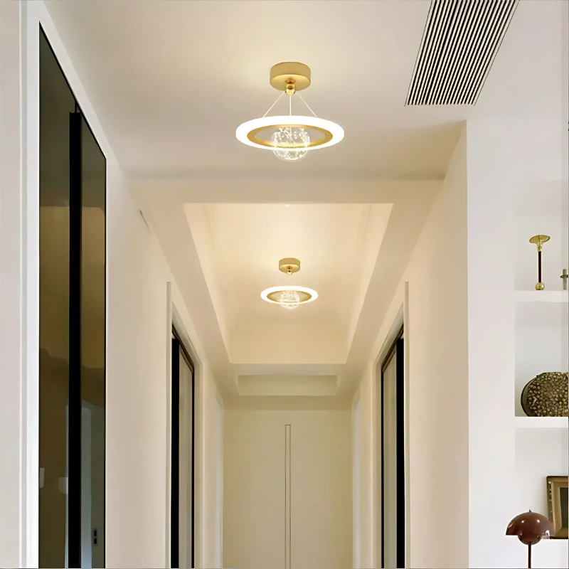 LumiViva Elegant LED Loftslampe – Moderne Design med Justerbar Belysning