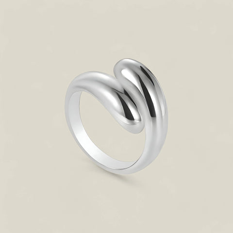 Emma Timeless Ring - holdbart håndværk med minimalistisk elegance