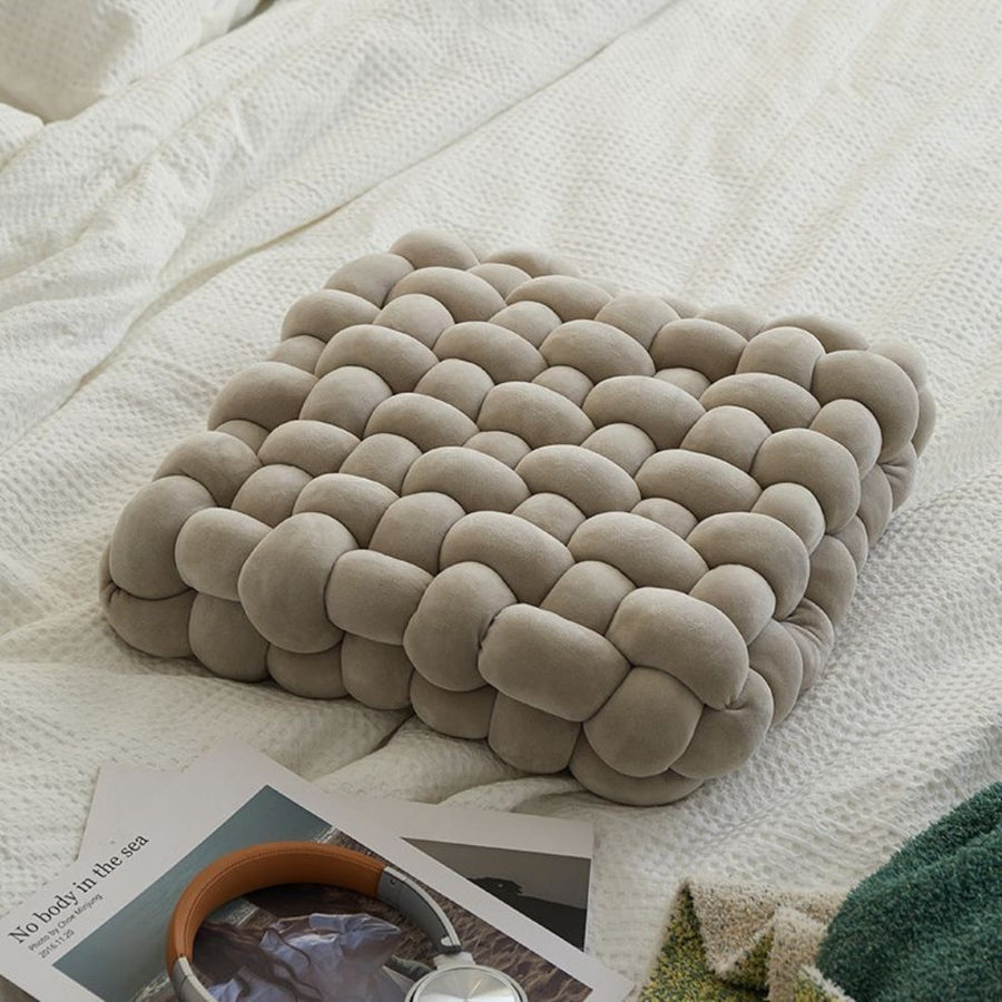 KnotEase - Comfort flettet pude
