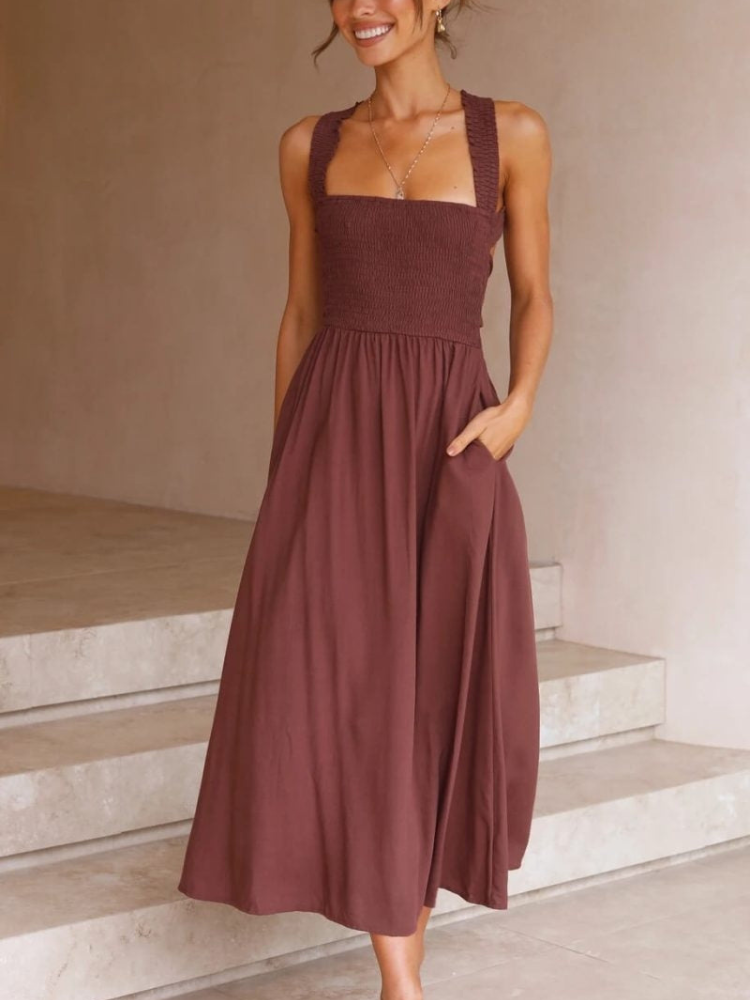 Selena - Elegant Halterneck Midikjole