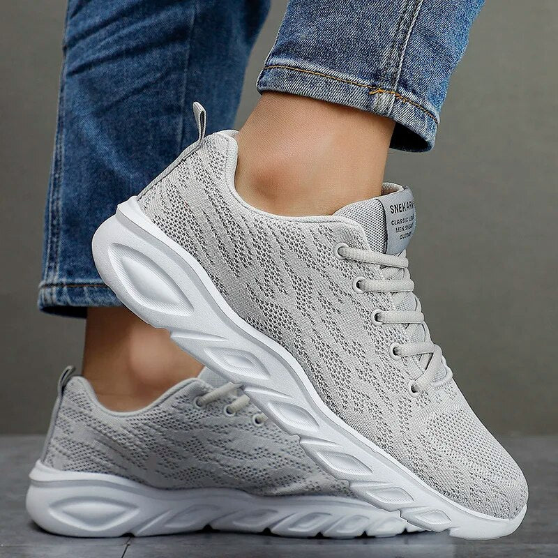 Arnold - Letvægts Sneakers til Mænd med Åndbar Strik og Kraftig Sål