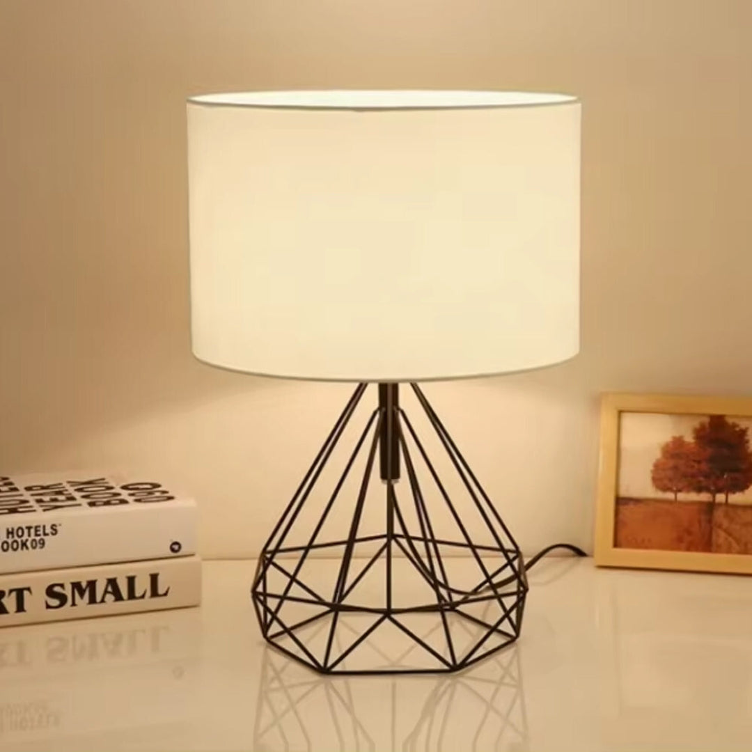 Moderne geometrisk wire bordlampe