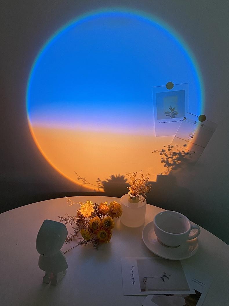 CosmoGlow Astronaut LED Bordlampe – Skab en Magisk Kosmisk Stemning