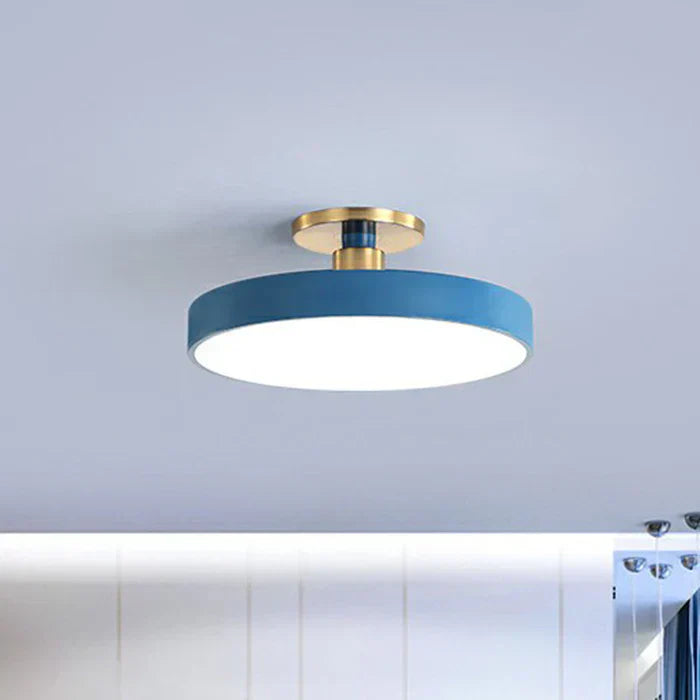ArcticGlow – Ren nordisk loftslampe