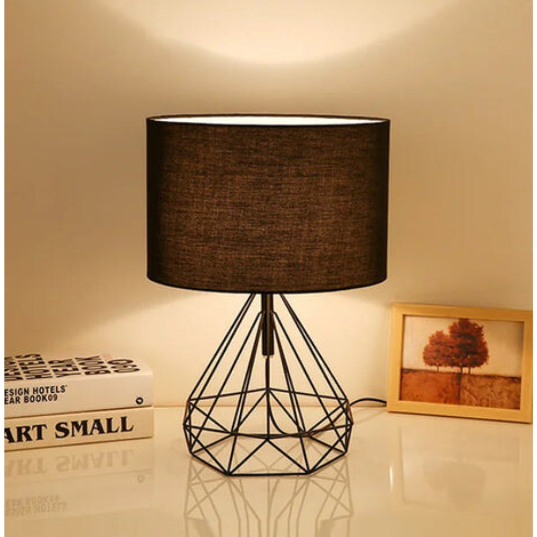 Moderne geometrisk wire bordlampe