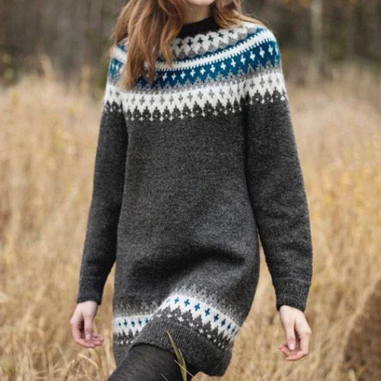 Ella - Varm strikket sweater med rund hals