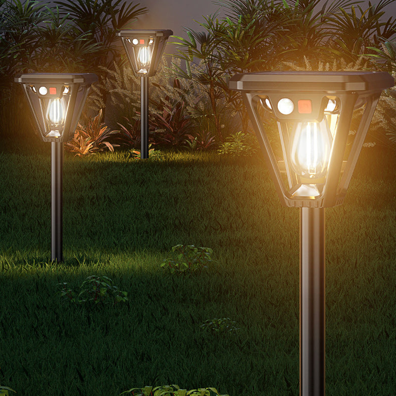 Solaro – Klassisk Solcellelampe til Haven med Lygtepælsdesign