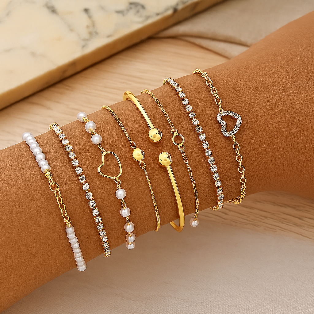8-delt elegant armbandsæt – hjerteanhænger og lagdelte smykker til kvinder
