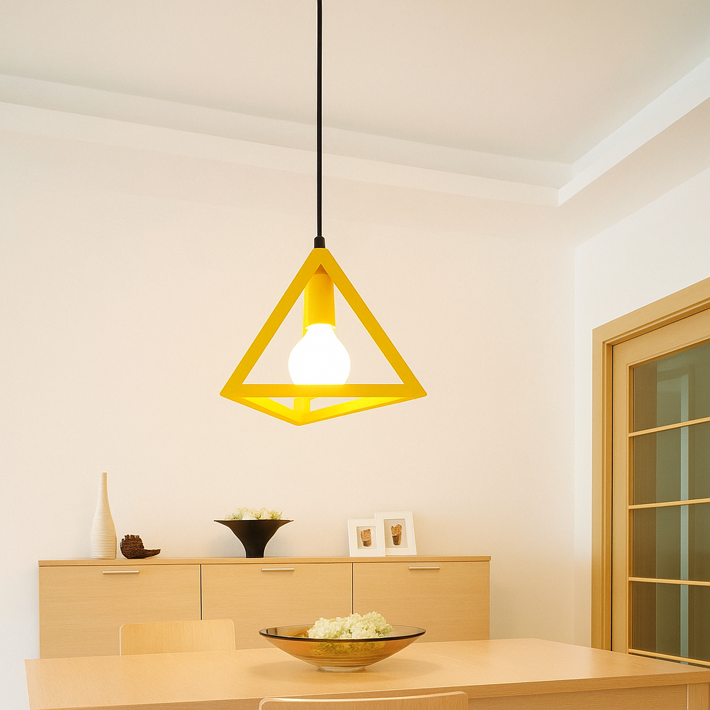 Lumo – Geometrisk Trekantet Loftslampe i Moderne Design