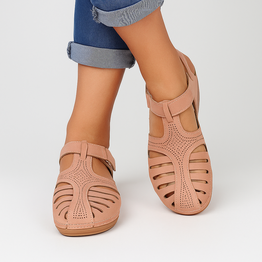 Marissa – Stilfulde Kilesandaler med Ankelrem