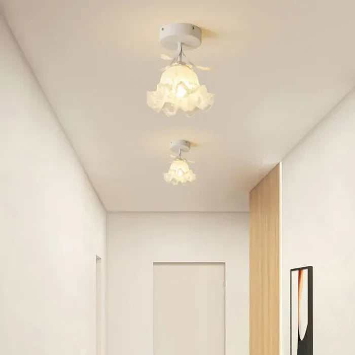 DecorLume - Blomsterformet loftslampe