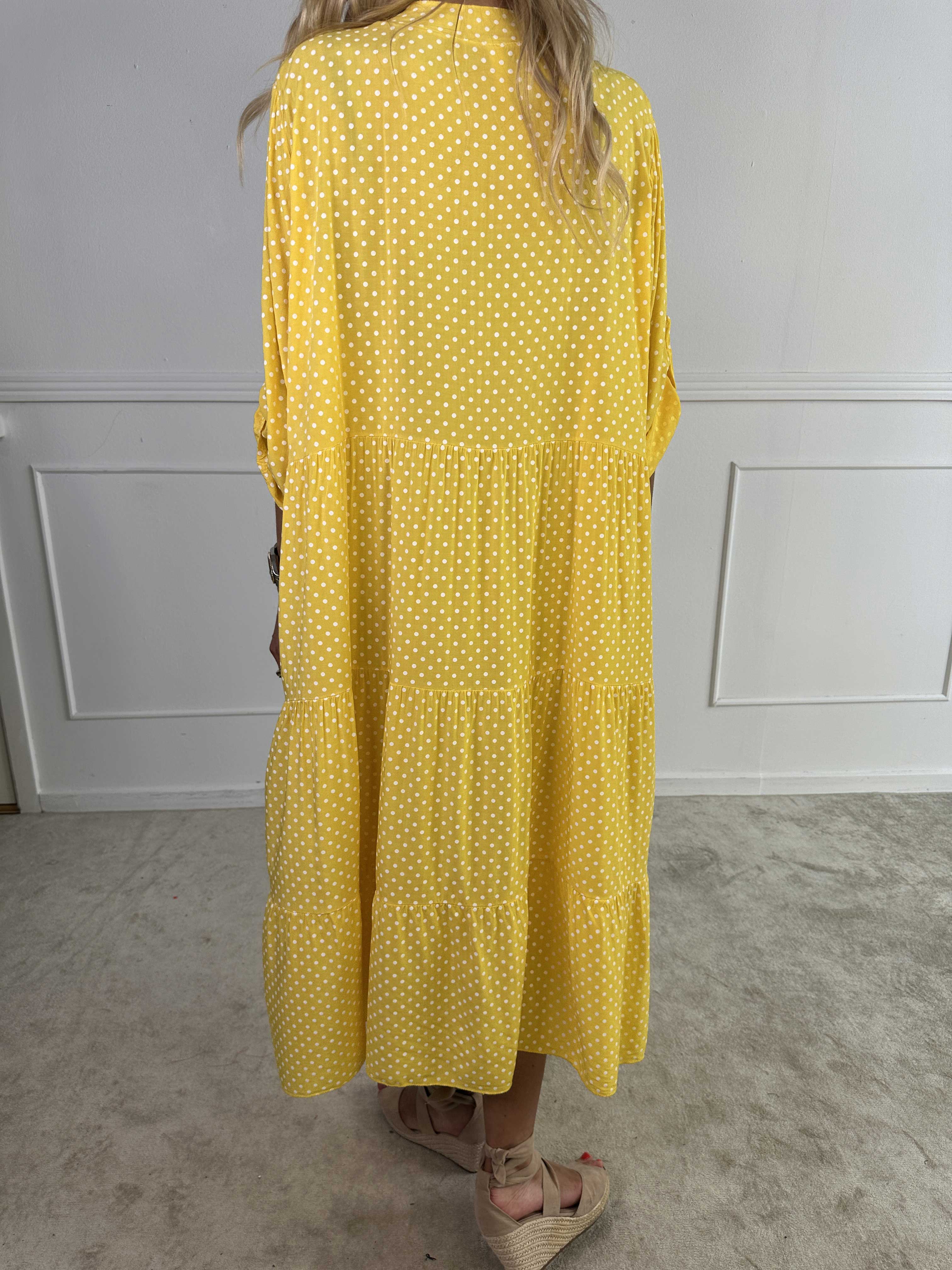 Margareth - Elegant Prikket Midikjole