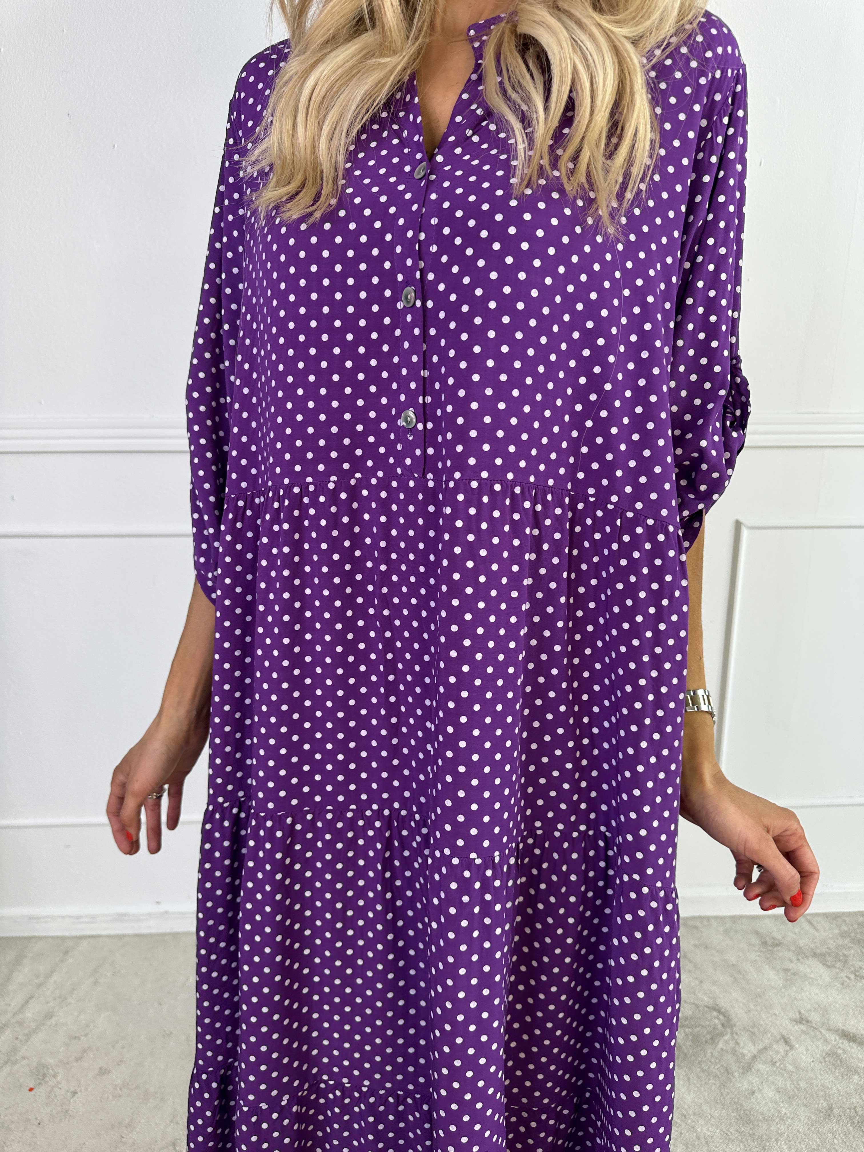 Margareth - Elegant Prikket Midikjole