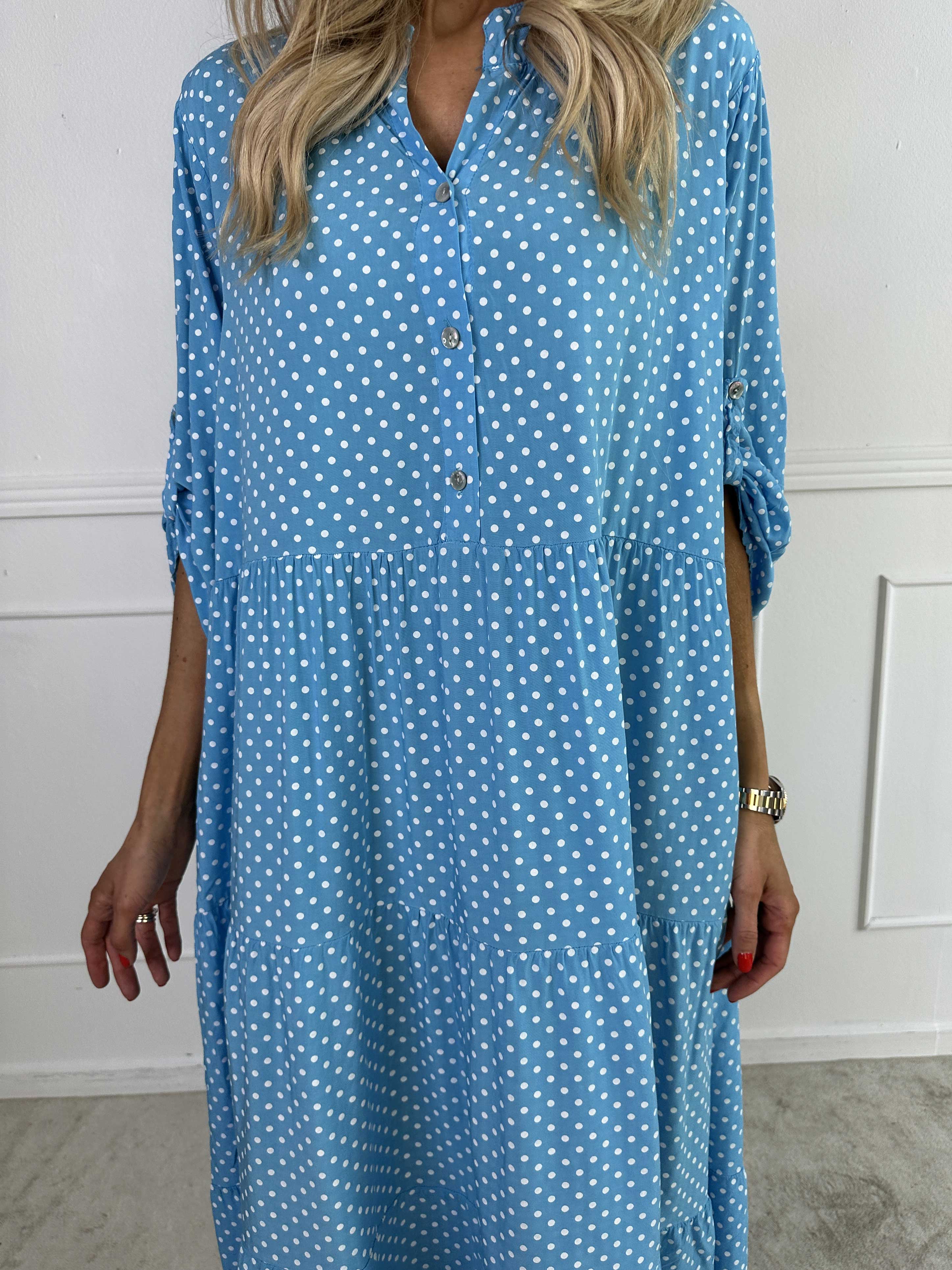 Margareth - Elegant Prikket Midikjole