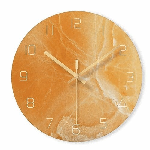 Marbelle Elegant Dekorativt Ur – Stilfuldt Design i Marmorlook