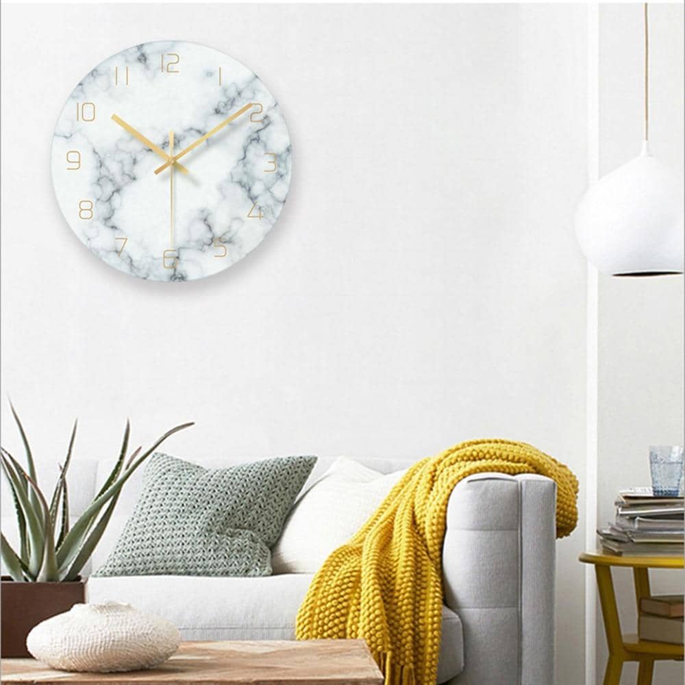 Marbelle Elegant Dekorativt Ur – Stilfuldt Design i Marmorlook