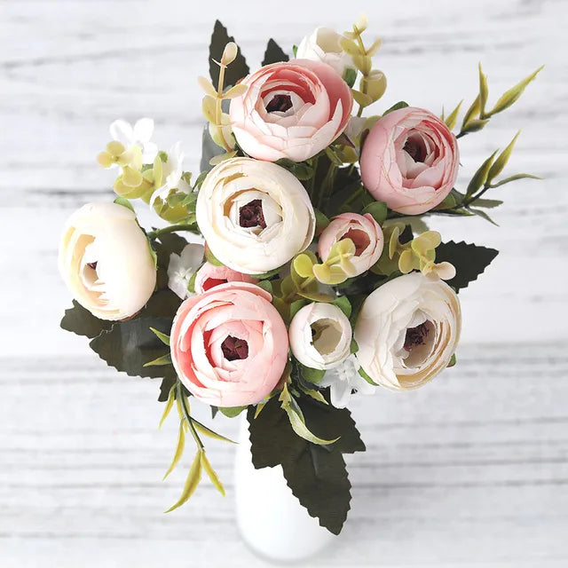 BloomLuxe – Elegant kunstig Ranunculus-blomsterindretning