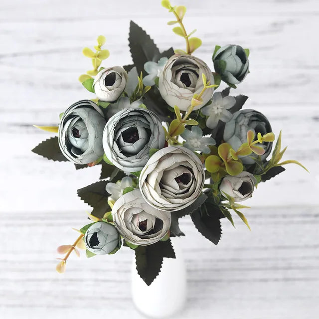BloomLuxe – Elegant kunstig Ranunculus-blomsterindretning