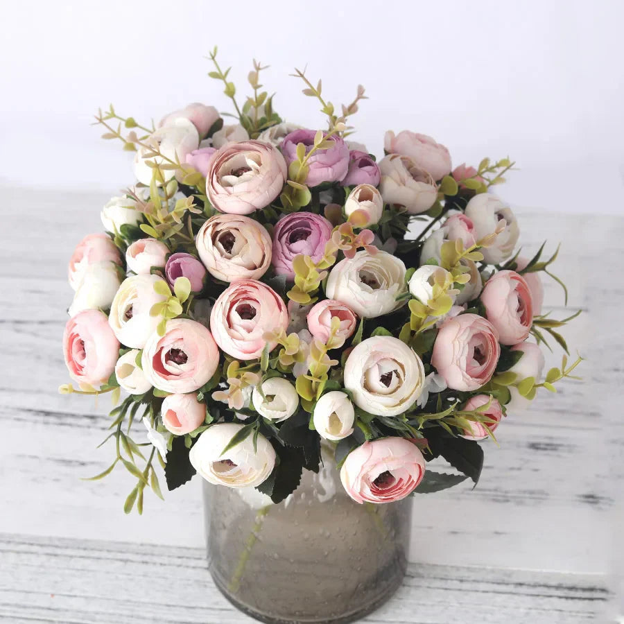 BloomLuxe – Elegant kunstig Ranunculus-blomsterindretning