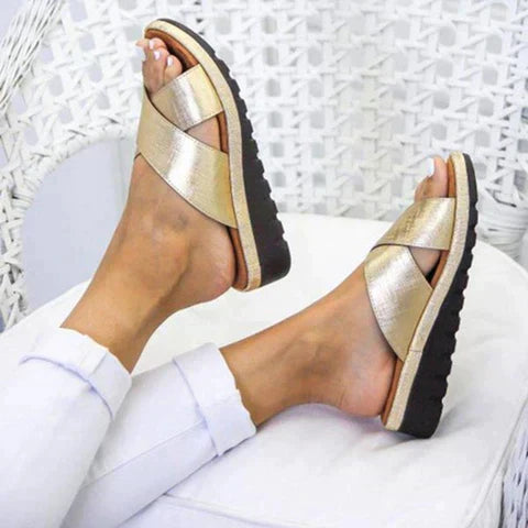 Tarah - Slanke sandaler med krydsende rem