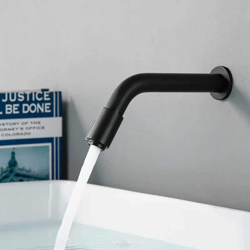 LuxFlow Moderne Vægmonteret Vandhane