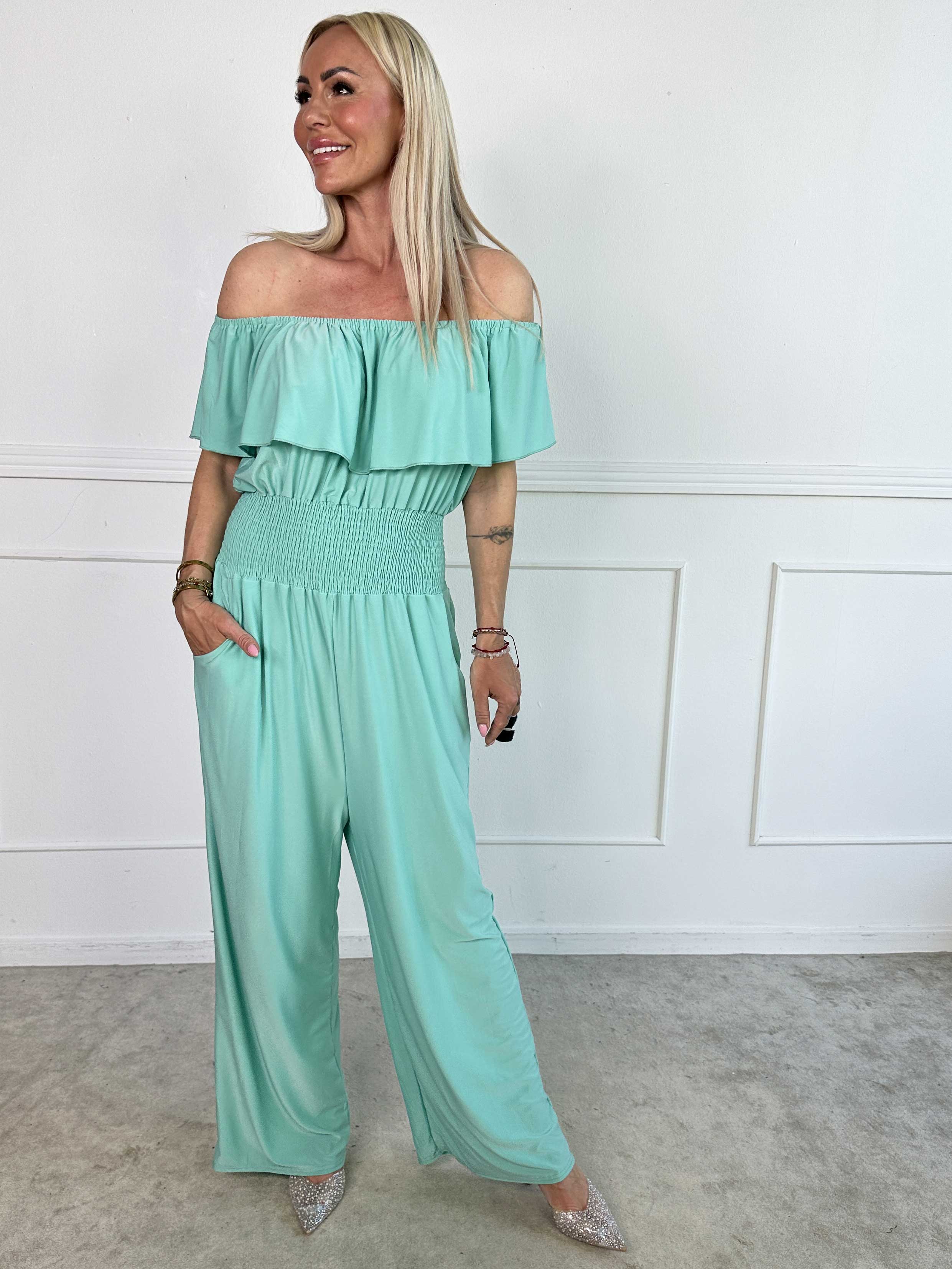 Amara Frill Jumpsuit – Elegant Enkelhed med Et Feminint Twist