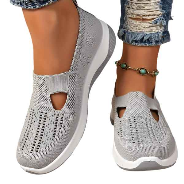 Liva - Åndbare Slip-On Sko med Udskæringsdetaljer