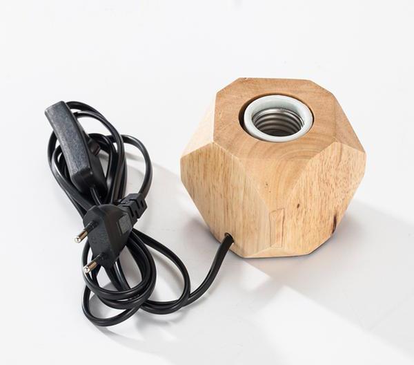 Beamly - stilfuld og funktionel sengelampe