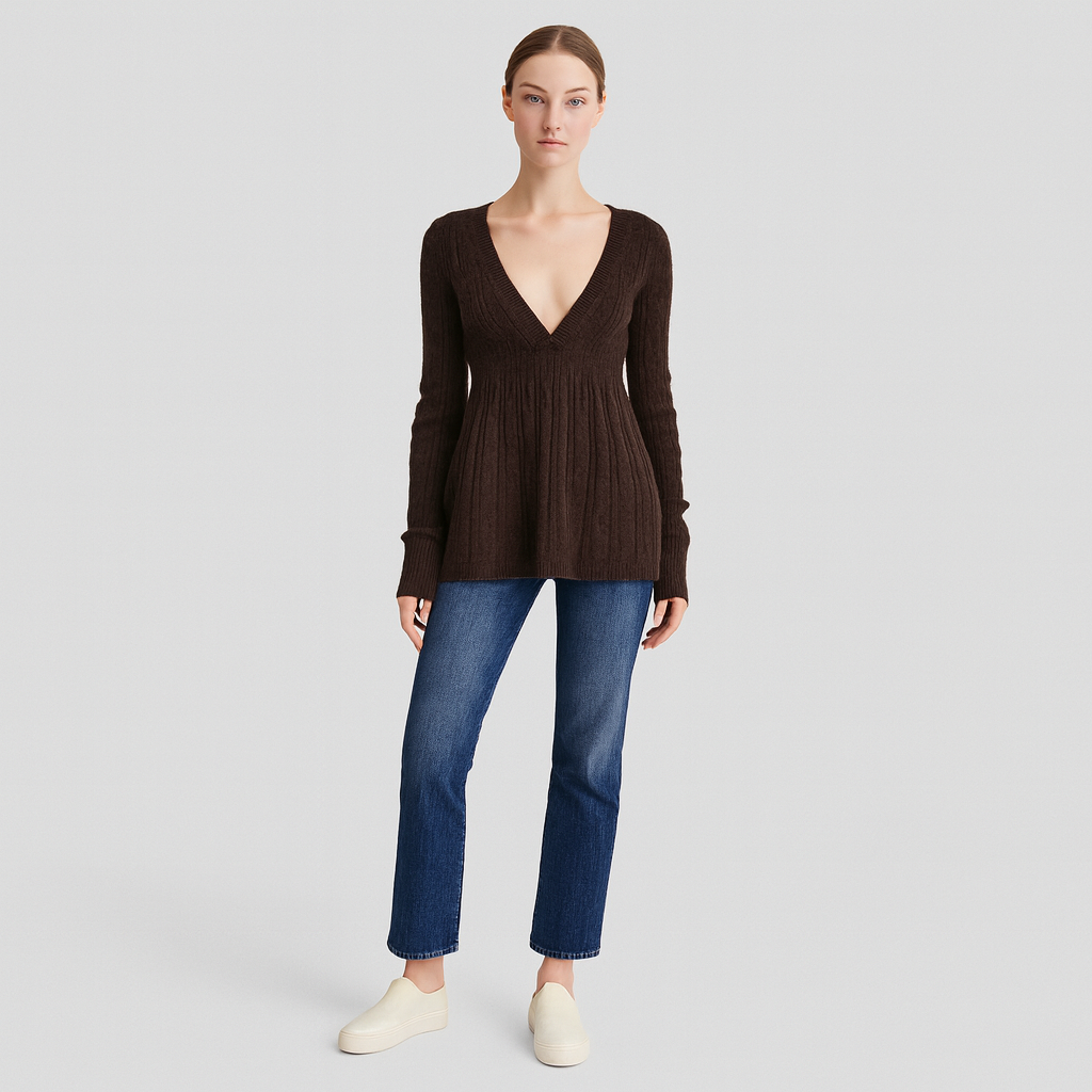 Maeva | Blød kabelstrikket pullover med V-udskæring