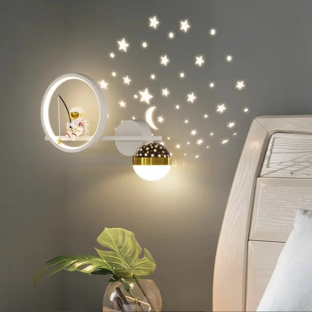 Aurora moderne lampe med blød belysning