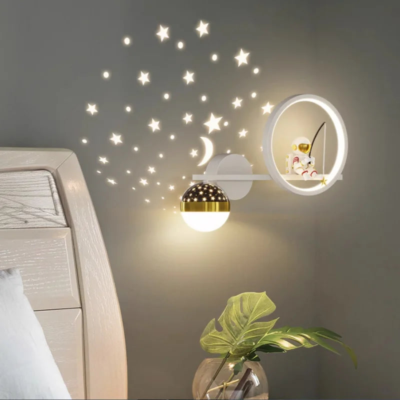 Aurora moderne lampe med blød belysning