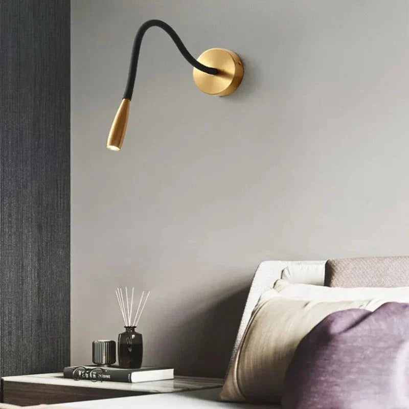 LumaFlex – Moderne justerbar LED-læselampe