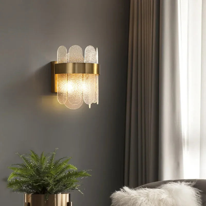 CrystalGlow Elegant Krystal Væglampe – Tidløs Glans og Eksklusiv Belysning
