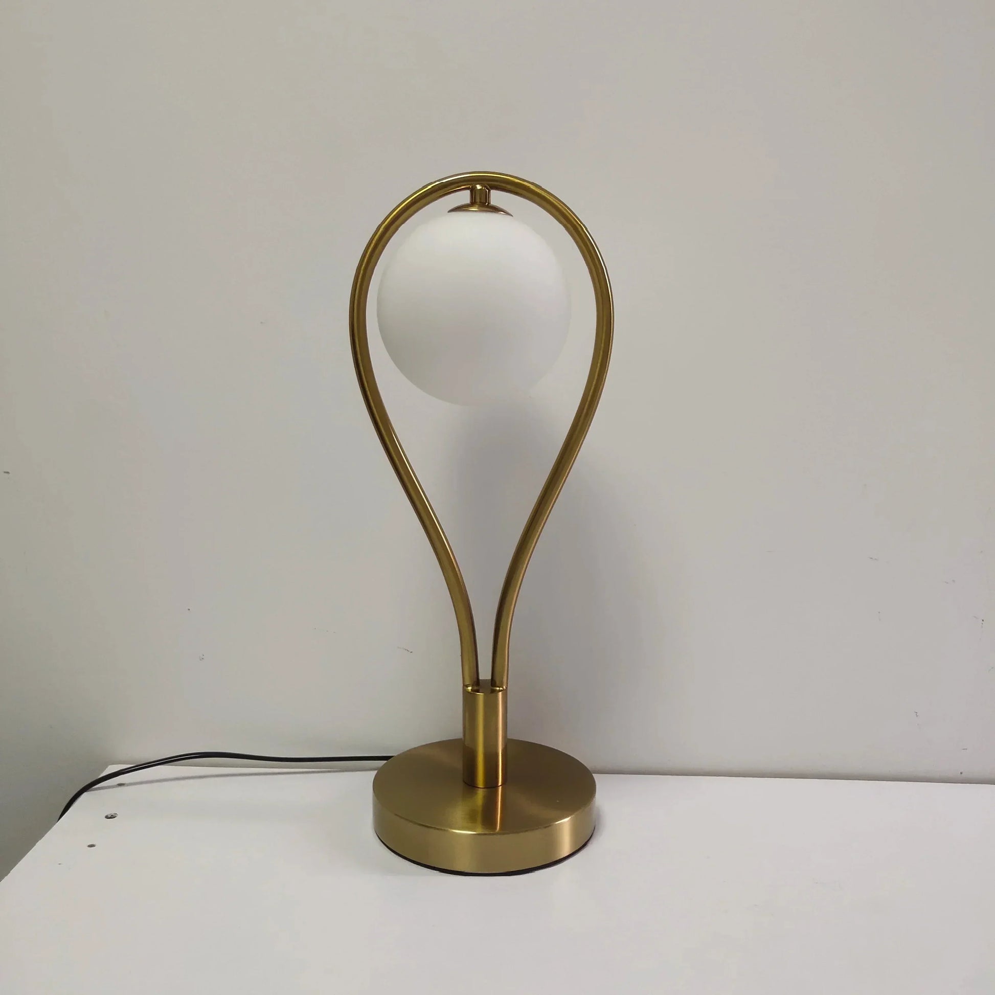 LumiSphere - Moderne Minimalistisk Bordlampe