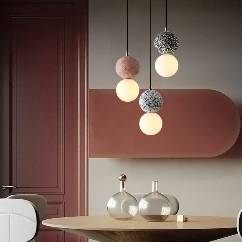 LumiOrb – Minimalistisk pendel med glasskærm