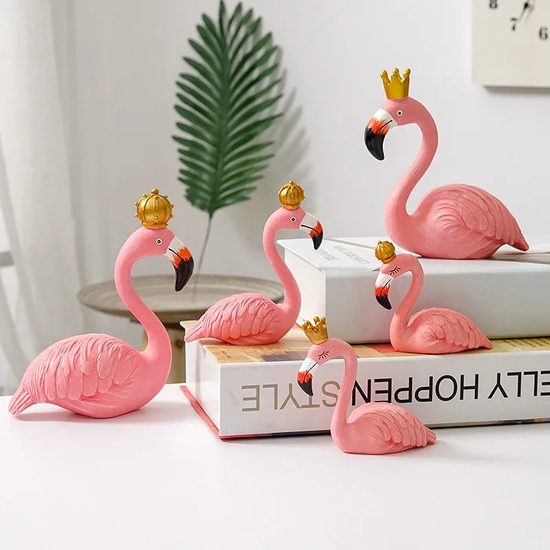 Flamora Dekorativ Flamingofigur – Elegance og Unik Karakter til Dit Hjem
