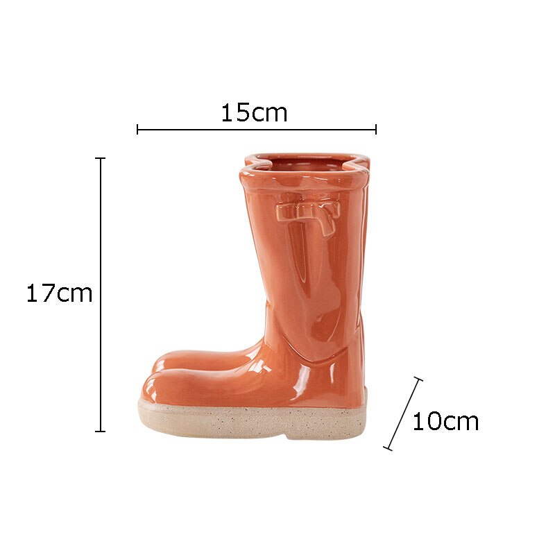BloomBoots - Unik blomstervase i støvledesign