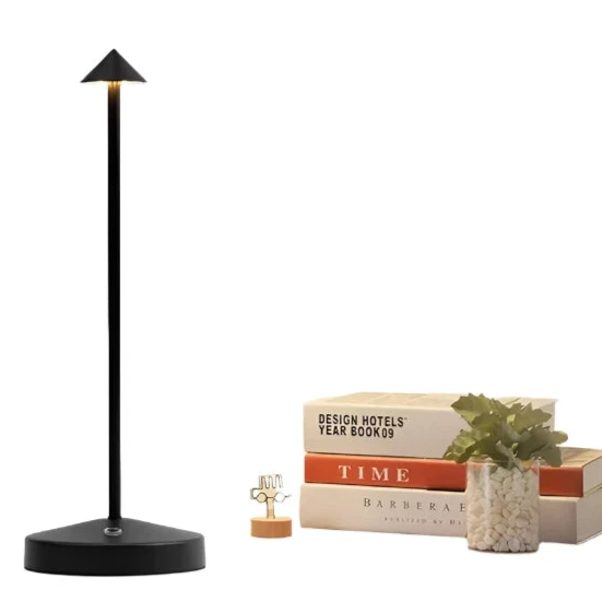 Genopladelig LED-bordlampe med berøringssensor